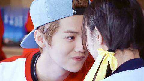 luhan.jpg