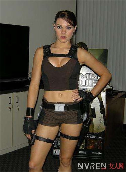 Lara Croft_ӰЩŮǿ ˧Ů 