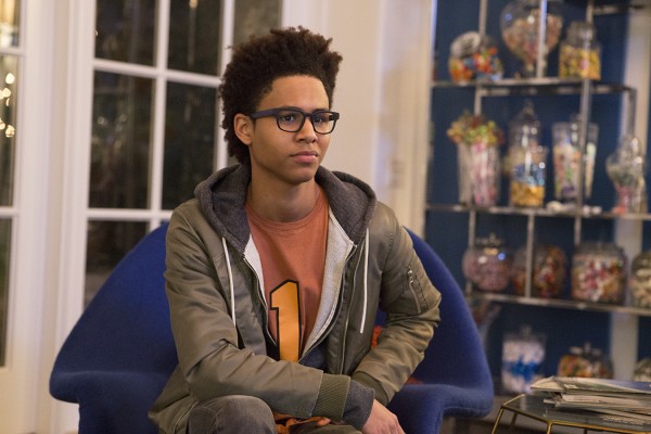 runaways-alex-wilder-rhenzy-felix-600x400